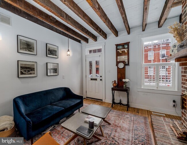 Foto del edificio - 803 S Bond St