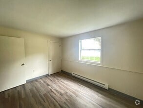 Building Photo - 185 Loudon Rd