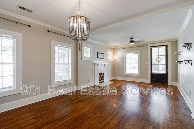 Building Photo - 2182 Evelyn Ave