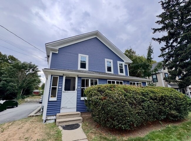 Building Photo - 117 Salem St