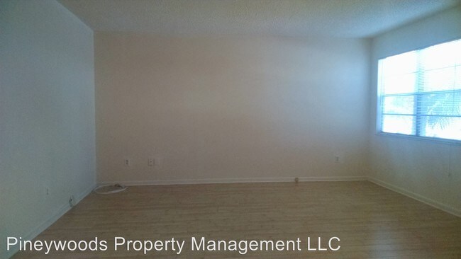 Building Photo - 3321 W De Leon St