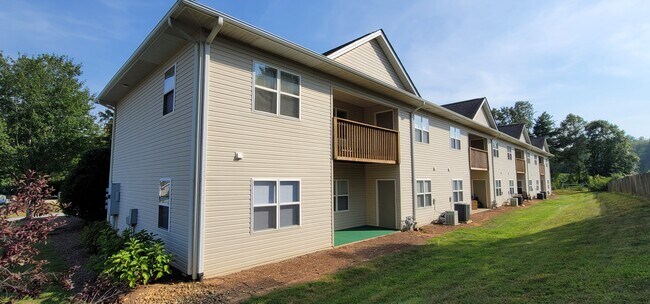Foto del edificio - 101 Olde Covington Way