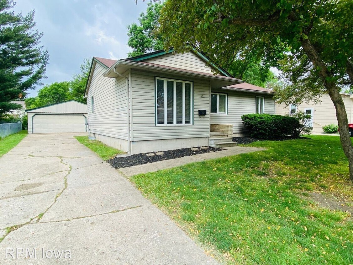 Primary Photo - 3 br, 1 bath House - 712 NW Linden Street