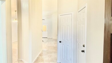 Building Photo - 18311 Melissa Springs Dr