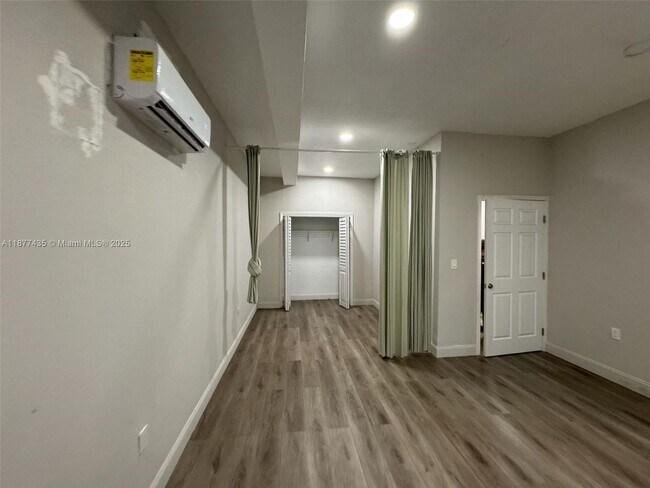 Foto del edificio - 1500 SW 152nd Pl
