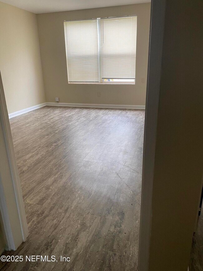 Foto del edificio - 3121 Belden St