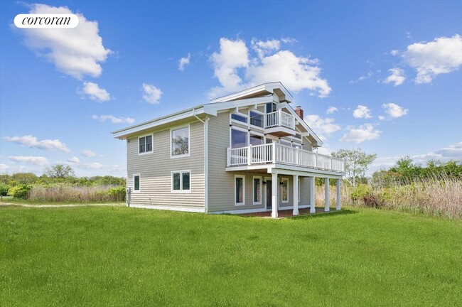 Building Photo - 134 W Lake Dr