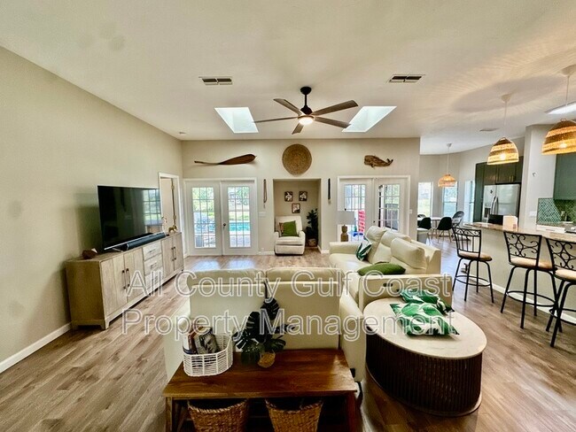 Foto del edificio - 4907 82nd Pl E