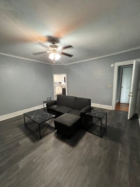 Photo - 1526 E Genesee St Apartments