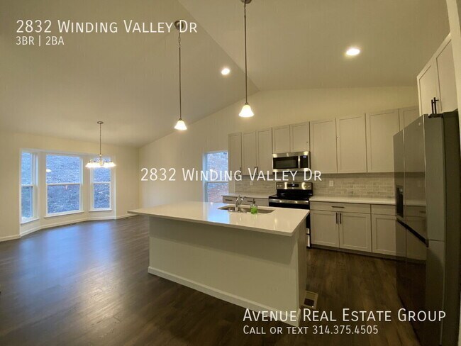 Foto del edificio - 2832 Winding Valley Dr