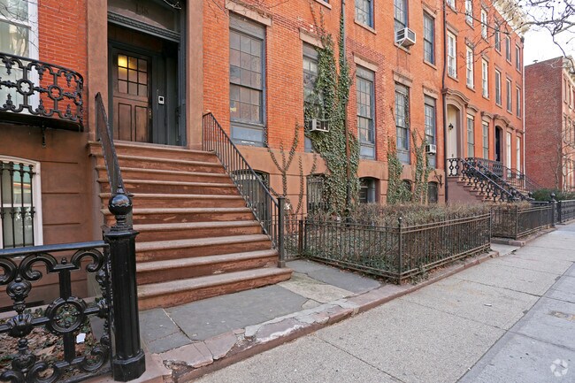 Building Photo - Conversion to SFR (Pending approval 2016)