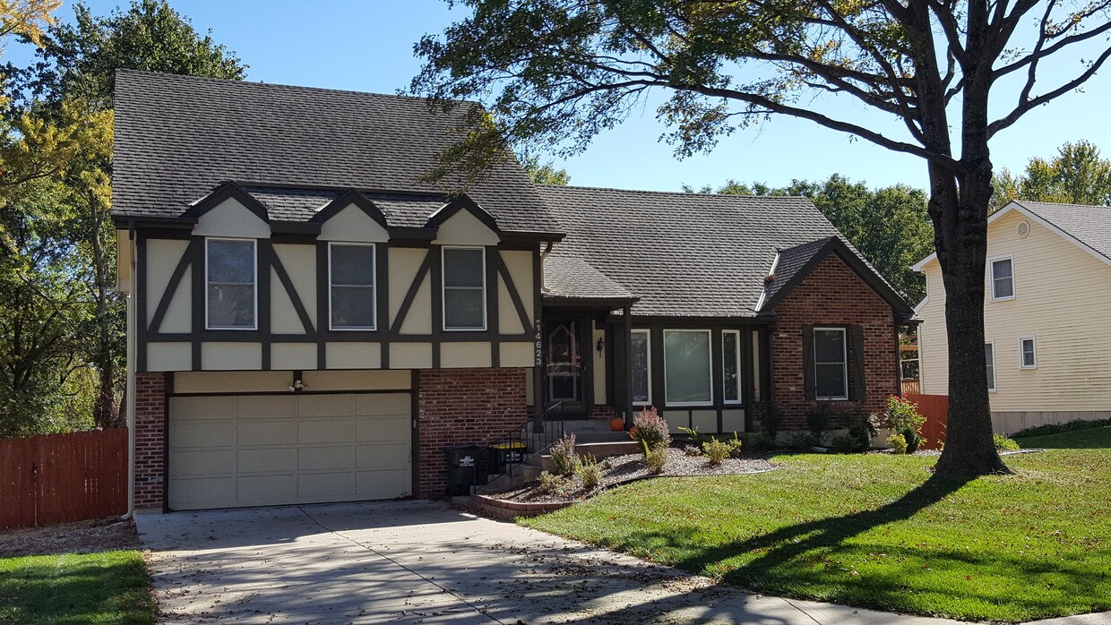 14623 W 90th St, Lenexa, KS 66215 House for Rent in Lenexa, KS