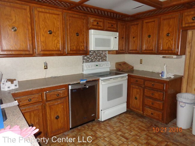 Building Photo - 6301 Connaught Ct