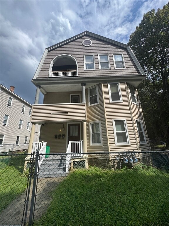 Building Photo - 60 Lakewood St