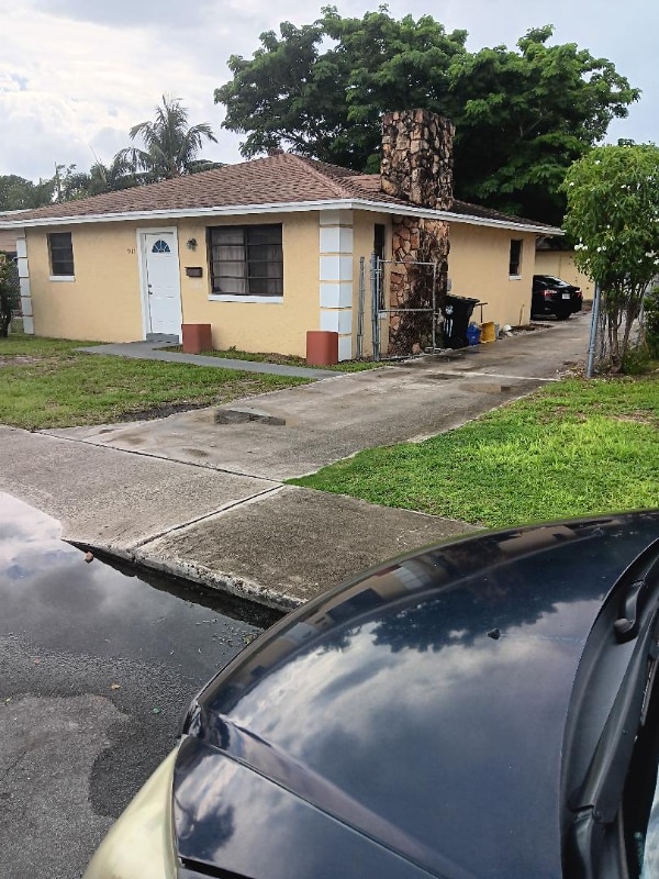 Photo - 911 S D St (Lake Worth Beach, FL)