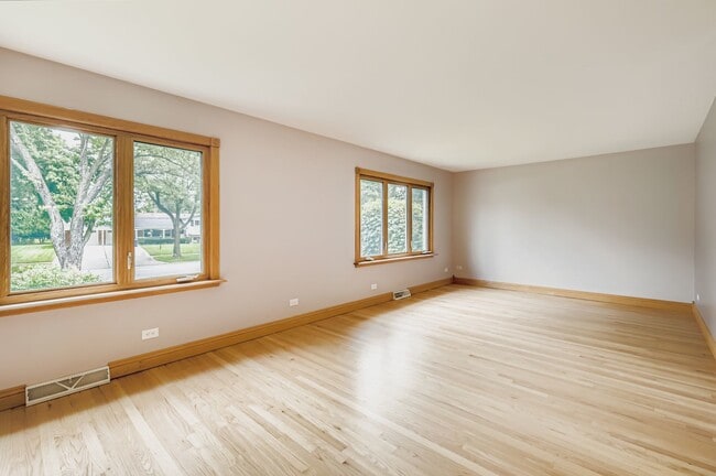Foto del edificio - 5904 Elm St