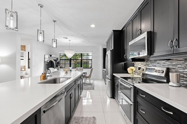 Building Photo - 614 Windward Cir S