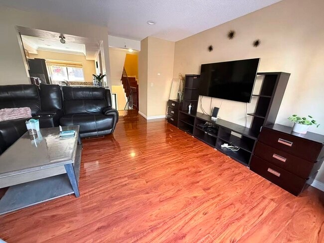 Building Photo - 104 N Wilson Ave