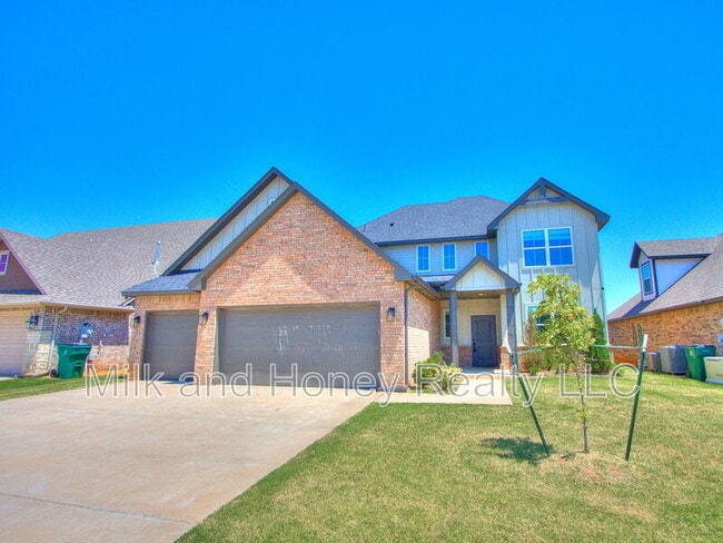 Building Photo - 3212 Hayven Cir