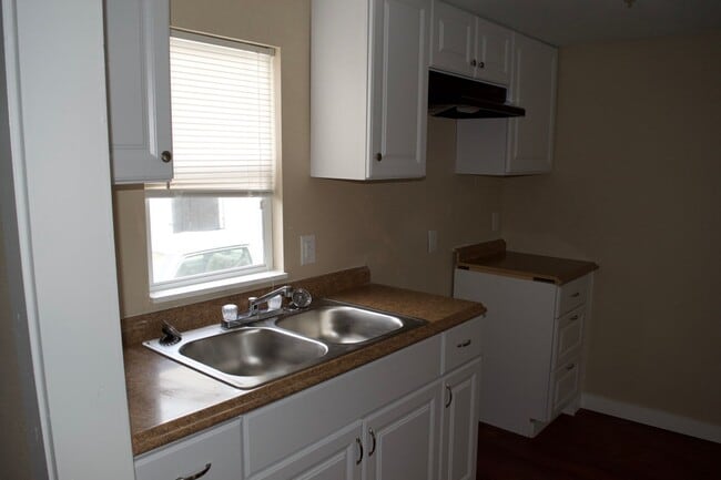 Photo - Beautifully Updated 3-Bedroom Home Near Do...