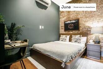 Building Photo - Room in Shared 3 bed/2 bath home
