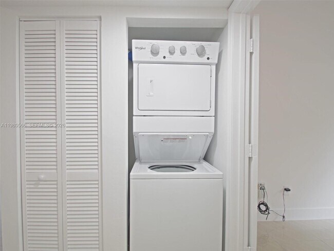 Foto del edificio - 3680 N 56th Ave