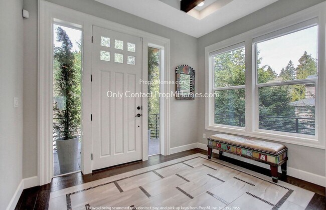 Foto del edificio - Stunning & Beautiful Four Bedroom Home In ...