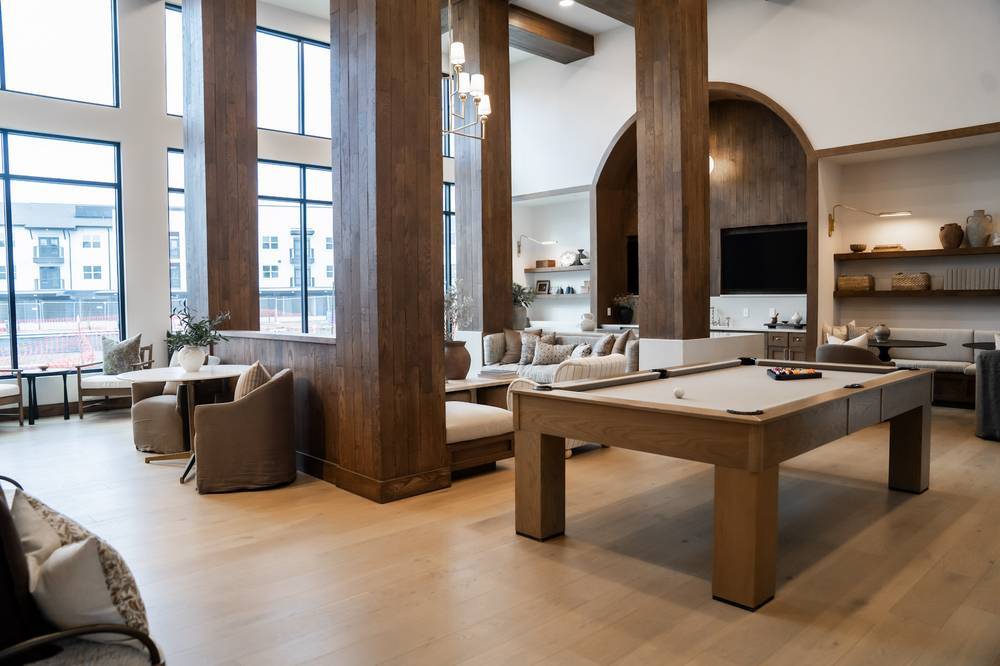 Building Photo - 9584 Eden Rd