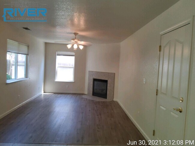 Foto del edificio - 1725 Blevin Rd