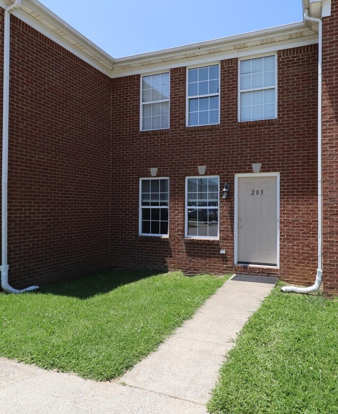 Primary Photo - 203 Coburn Dr