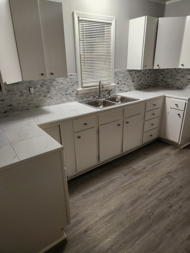 Foto del edificio - 203 Southbrook Dr