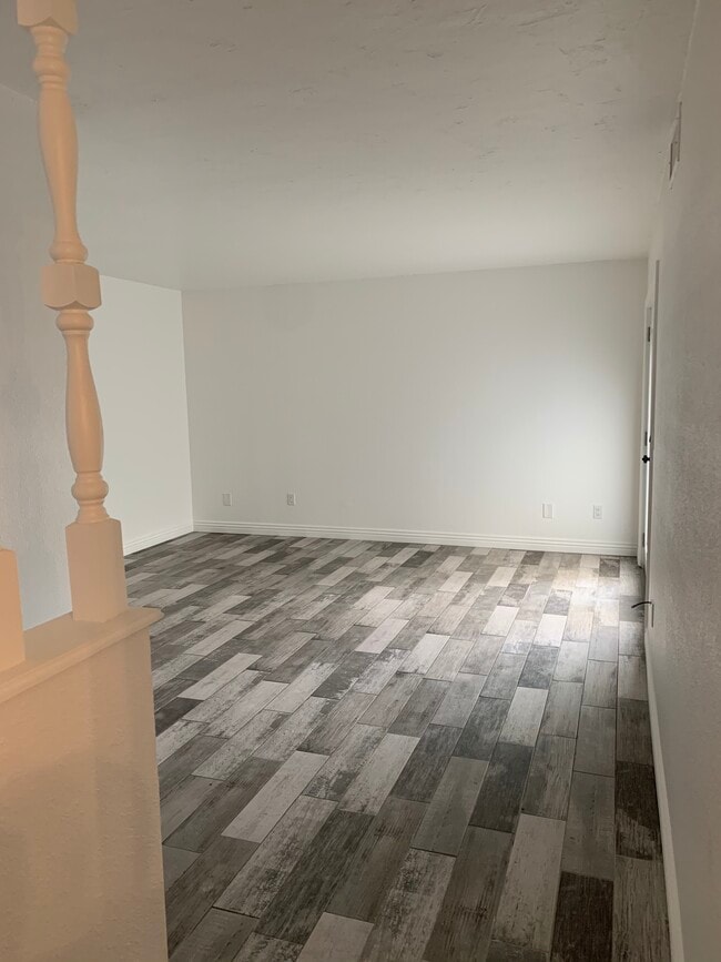 Building Photo - 3576 Stanford Dr