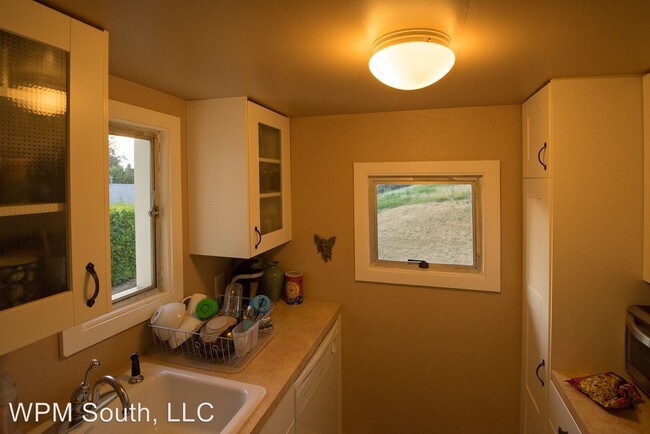 Building Photo - 3 br, 2 bath House - 856 SW 122nd Street