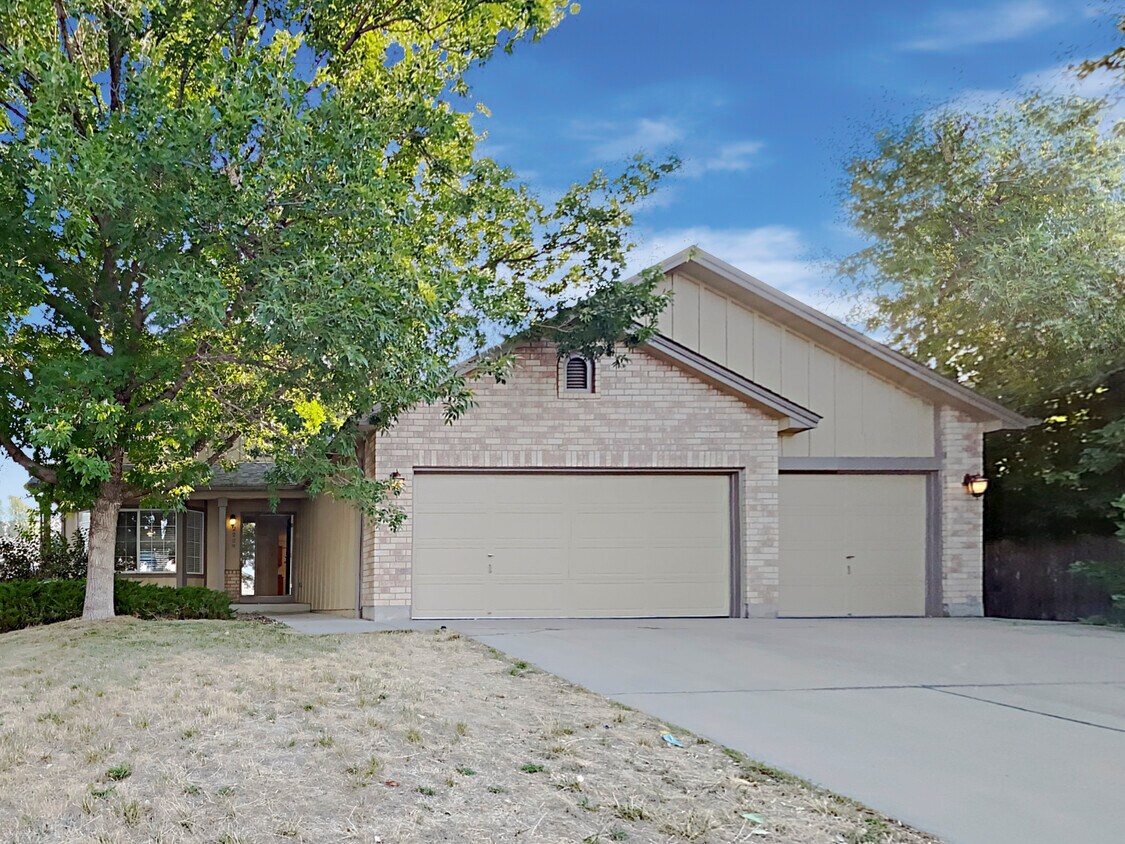Primary Photo - 2229 Deer Trail Creek Drive