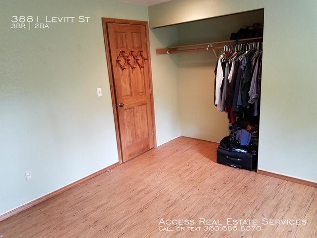 Foto del edificio - 3881 Levitt St