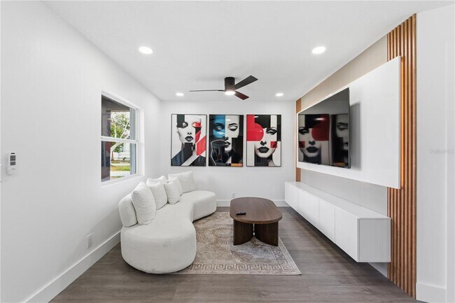 Foto del edificio - 6713 S Mascotte St