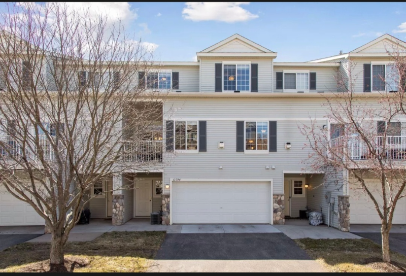6794 Pine Crest Trail S, Cottage Grove, MN 55016 Townhome Rentals in