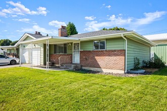 Building Photo - 619 N Bowdish Rd