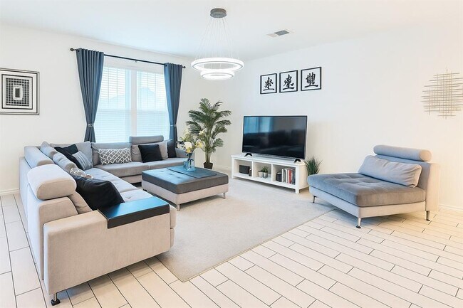 Foto del edificio - 242 Zuma Dr