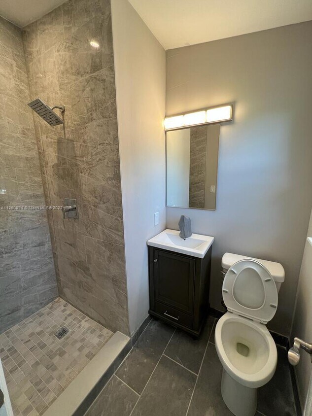 Foto del edificio - 1812 NW 15th Ct