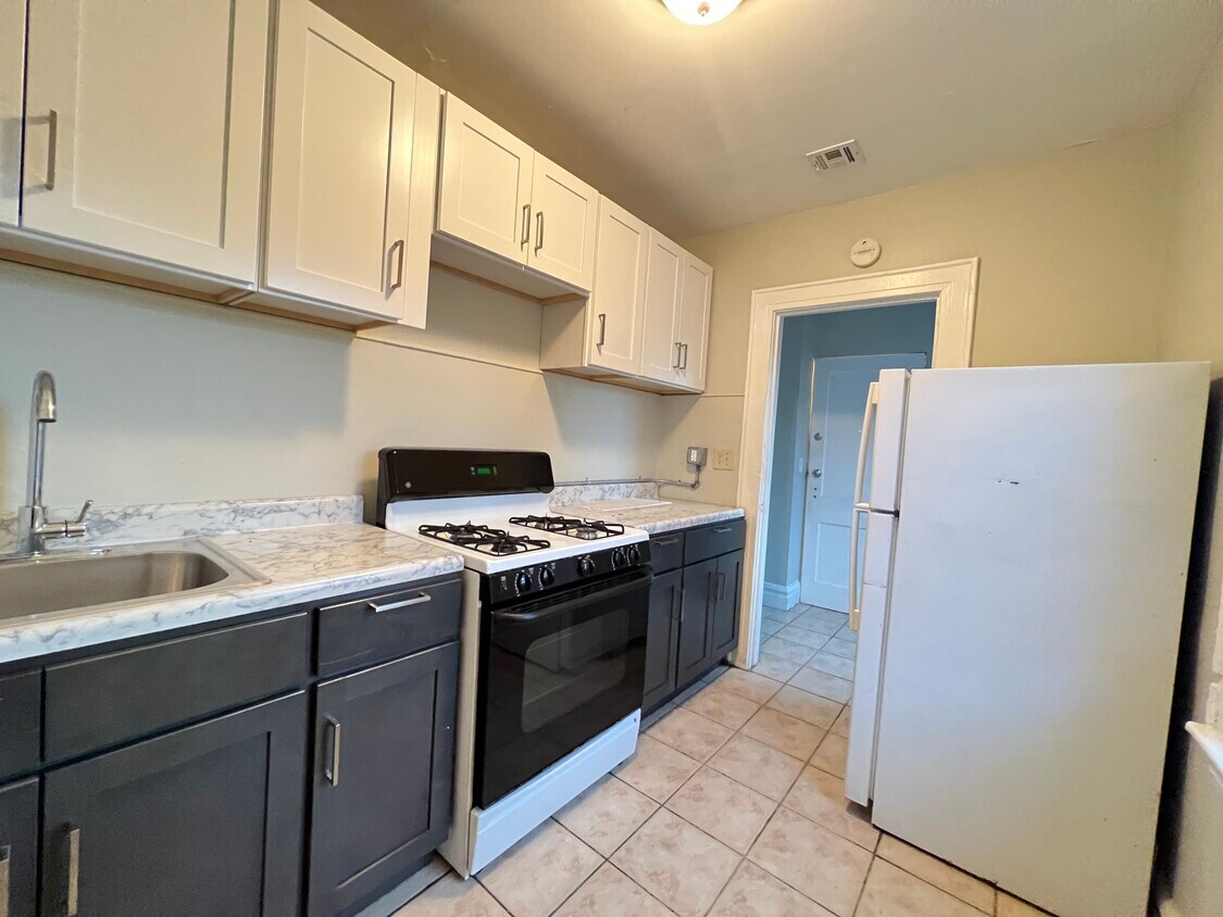 76 Vassar Ave Unit 3 Newark NJ 07112 Apartments In Newark NJ 76-vassar-ave-unit-3-newark-nj-07112-apartments-in-newark-nj