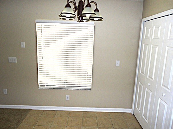 Building Photo - 6821 Aramon Ct