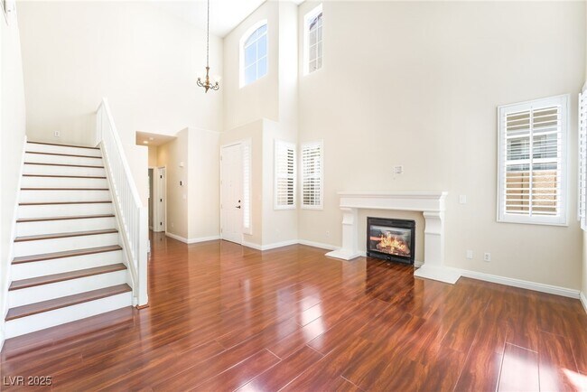 Building Photo - 1005 Prestwick St