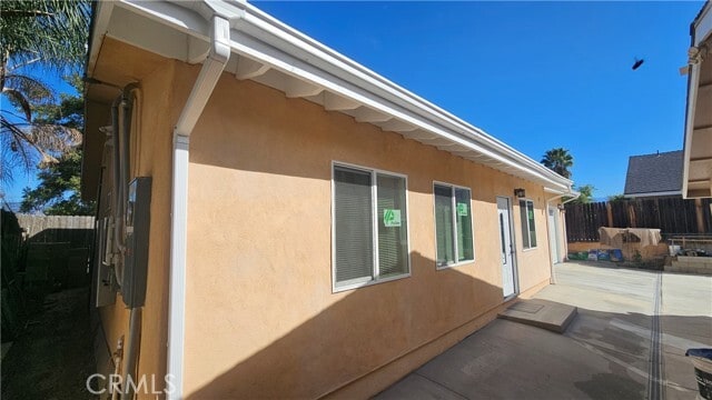 Building Photo - 1344 Hardt St