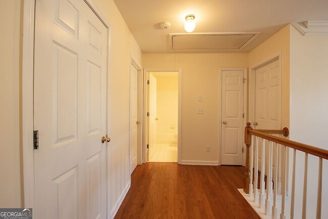 Building Photo - 12755 Morningpark Cir