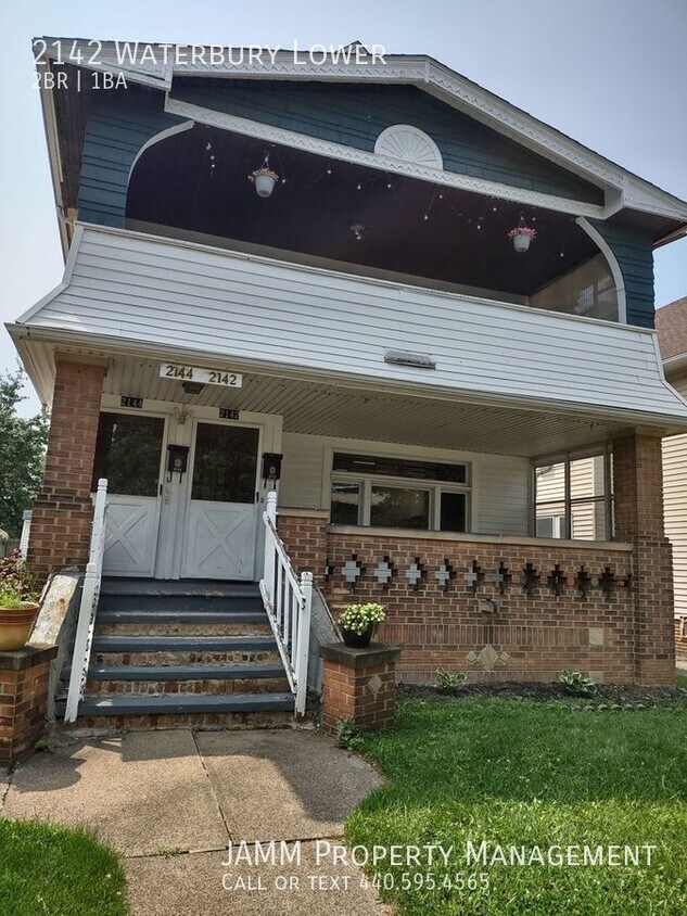 2Bedroom Duplex in the booming heart of L... House for Rent in Lakewood, OH