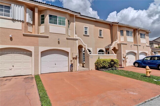 Foto del edificio - 3720 SW 153rd Ct