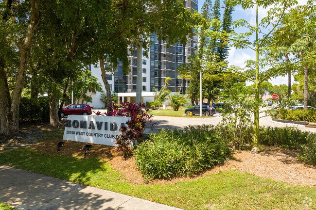 Building Photo - Bonavida Condominiums
