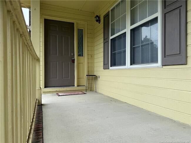 Foto del edificio - 163 Cornwallis Ct