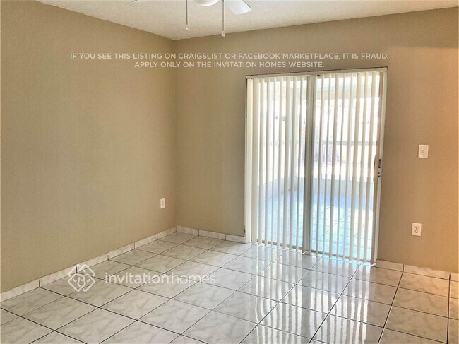 Building Photo - 15445 SW 138th Ave